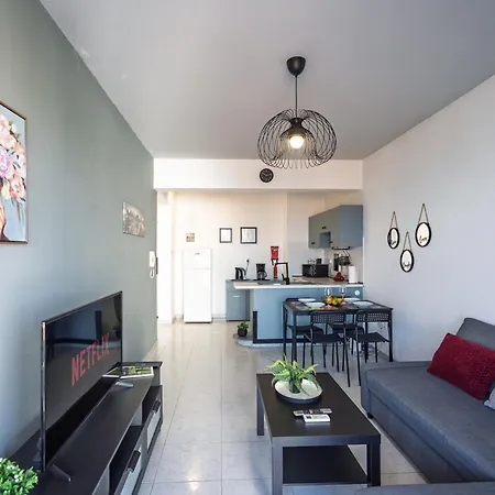 Seaview Anteia's Finikoudes In Apartman *