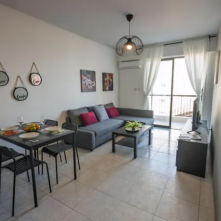 Seaview Anteia's Finikoudes In Apartment *