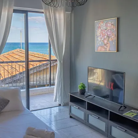 Anteia's Seaview Just Steps From Finikoudes Apartmán Larnaca