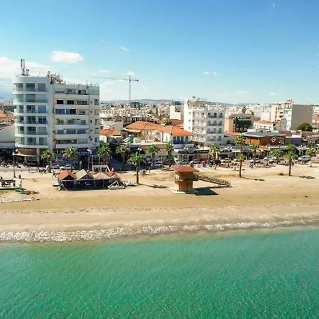 Daire Anteias Seaview Finikoudes
